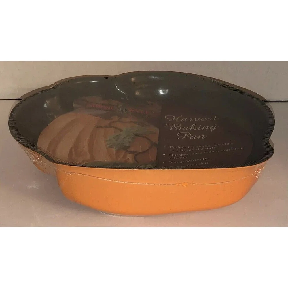VTG Nordic Ware Harvest Baking Pan 30792 Pumpkin Thanksgiving Cake New Sealed